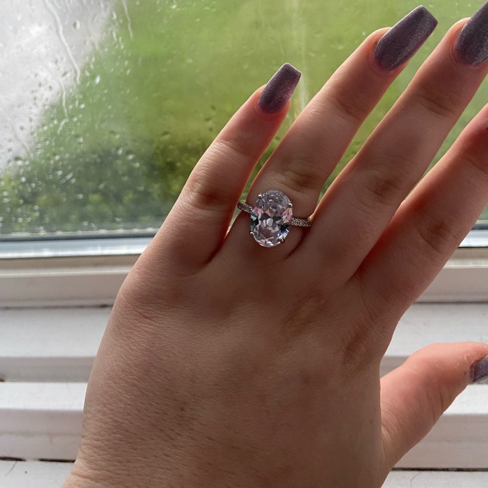 Diamond ring